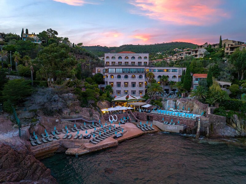 Гостиница Tiara Miramar Beach Hotel & SPA