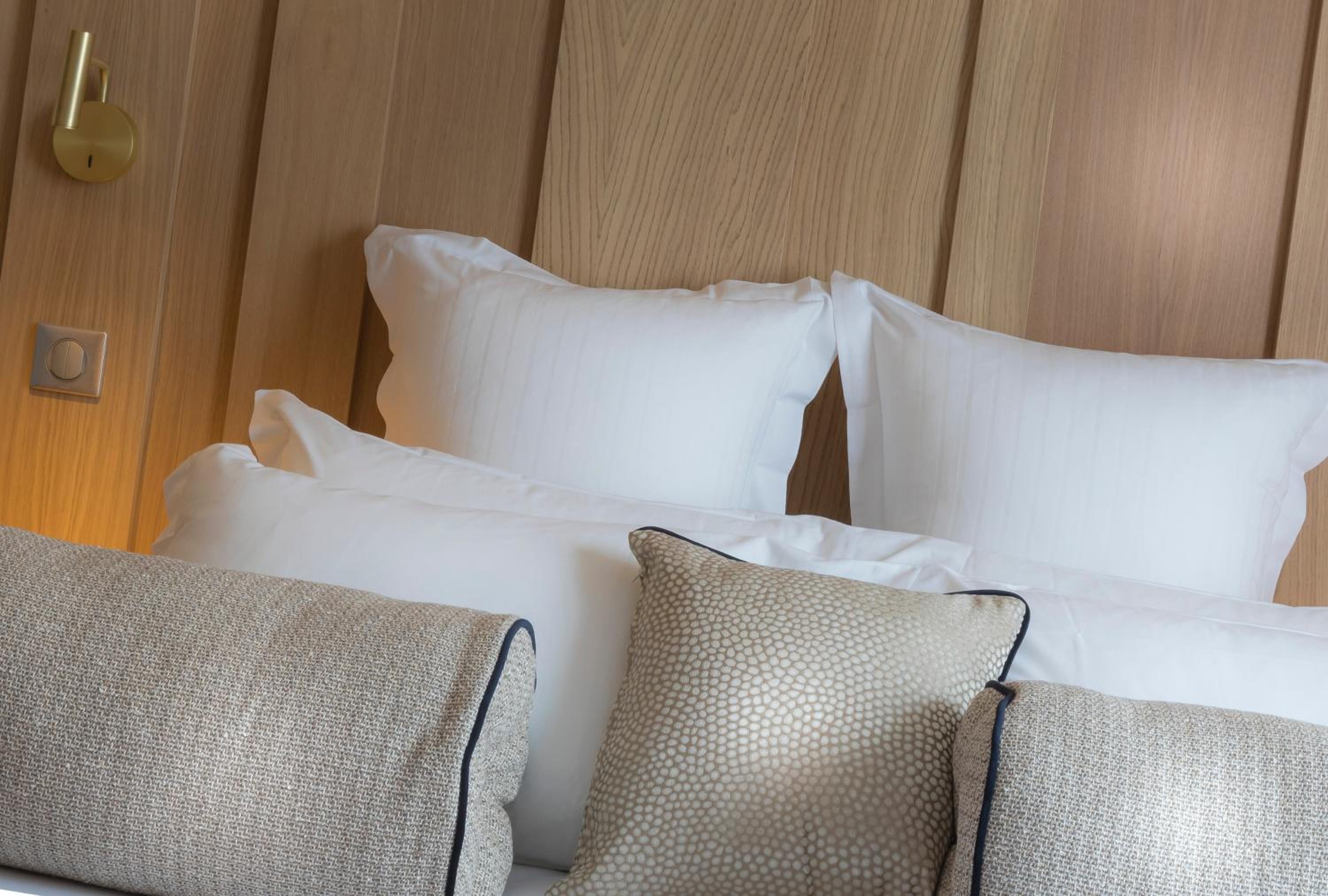 Фото Hôtel du Cadran by Collection Vesper