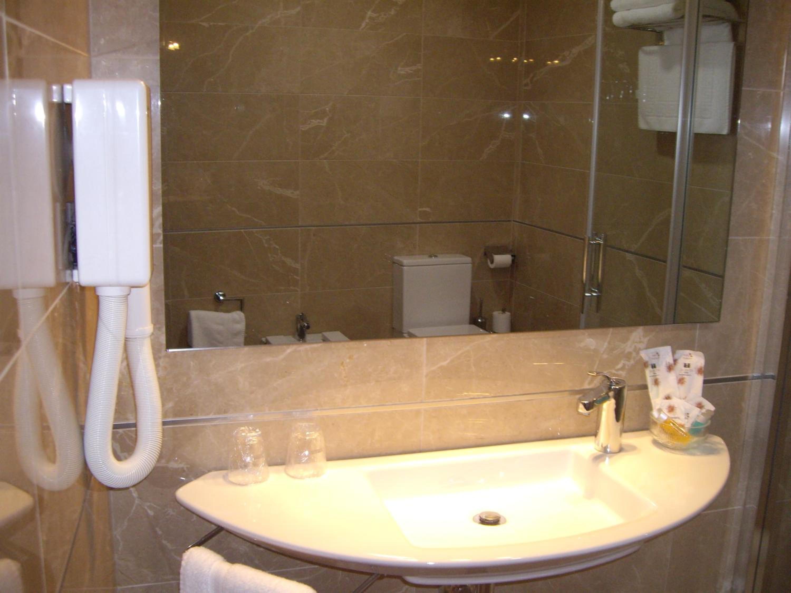 Фото Hotel San Sebastian Hospederia