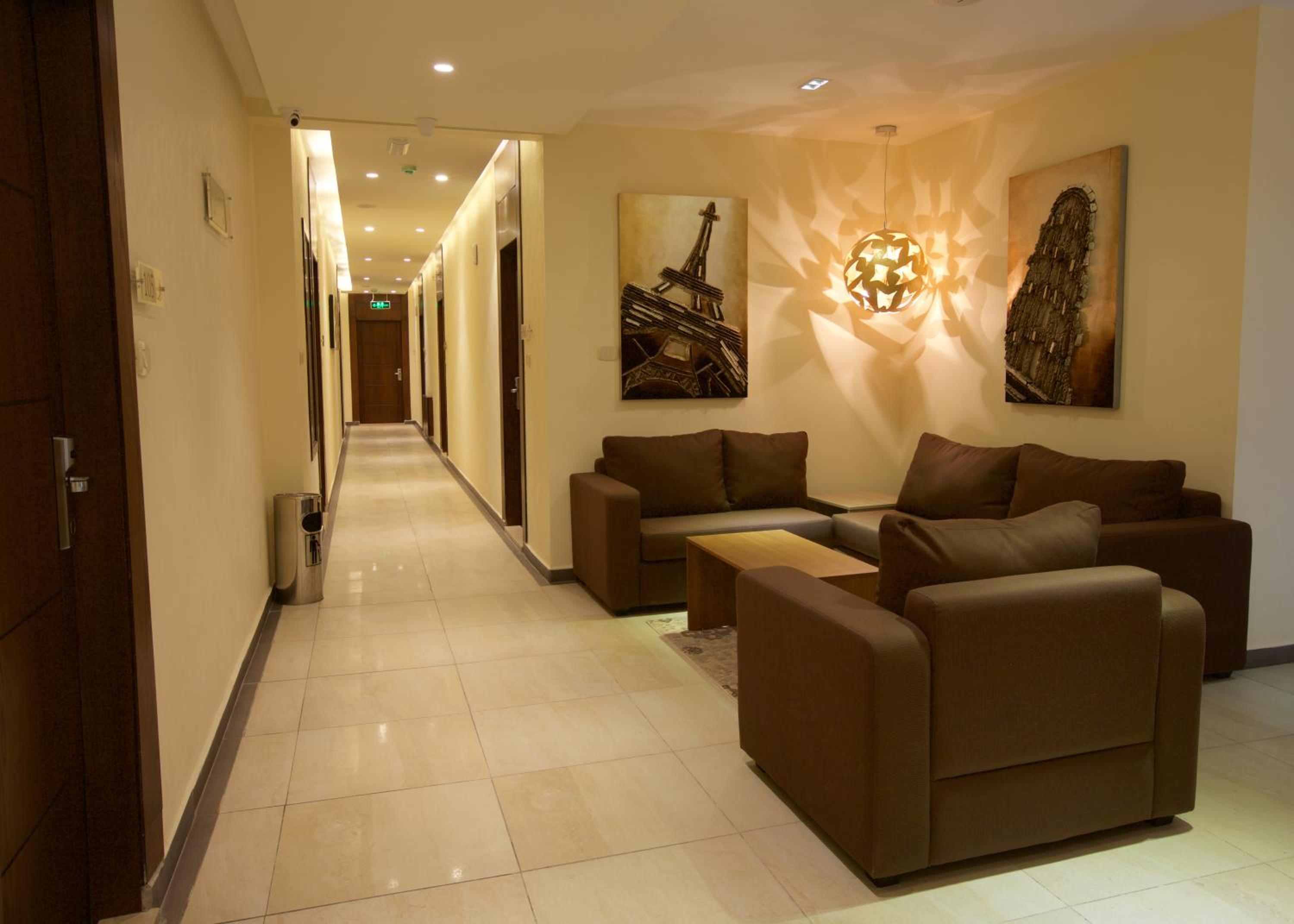 Фото Отель Lujain Suites