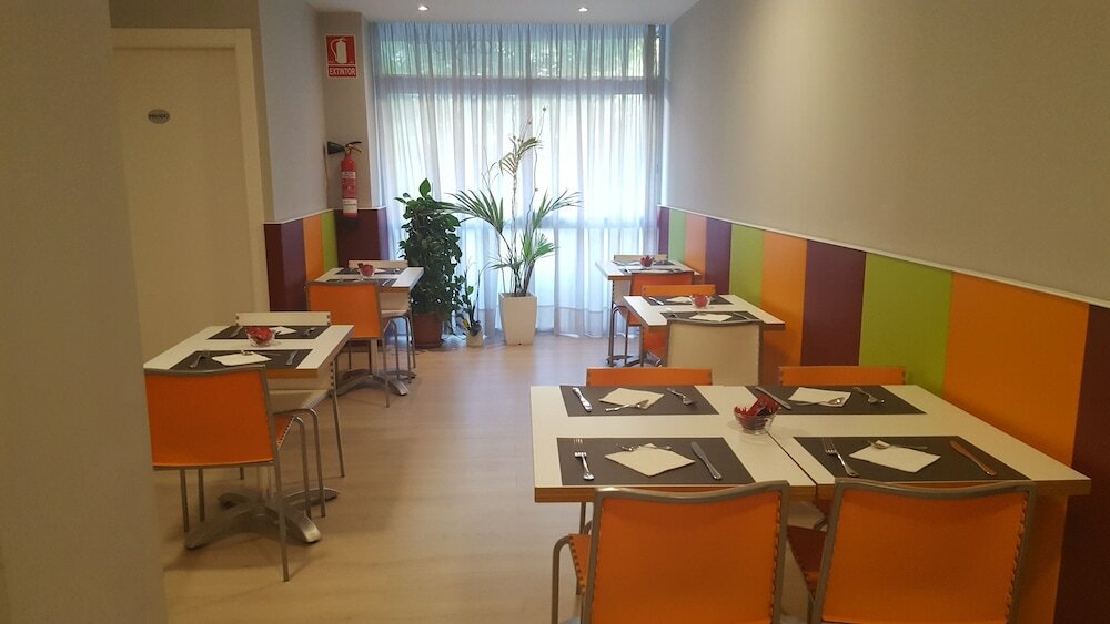 Фото Hostal Aslyp 114