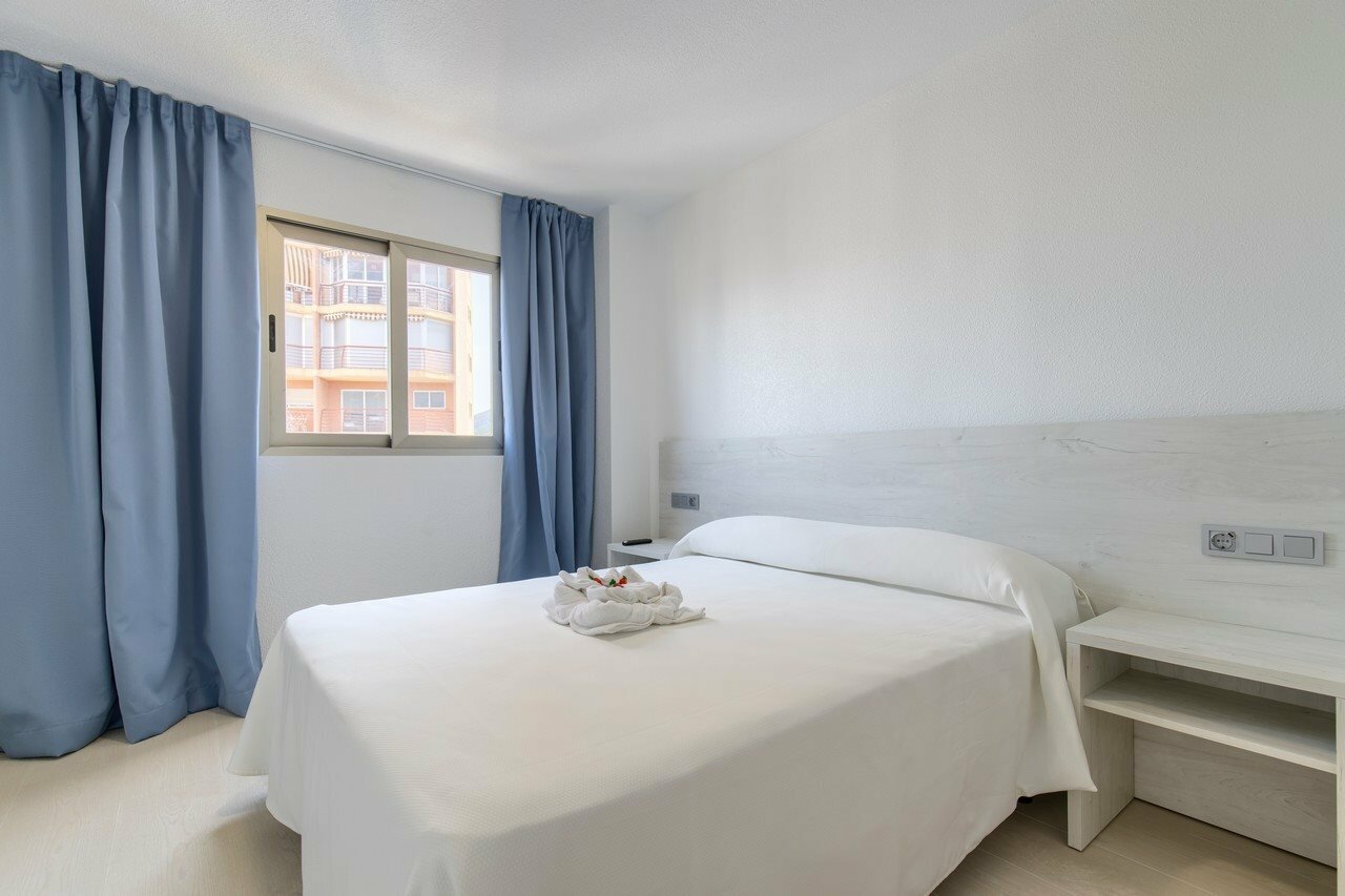 Фото Aparthotel BCL Levante Lux
