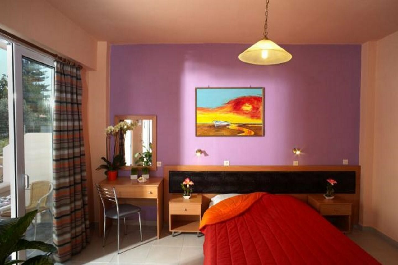 Фото Marietta Hotel & Apartments