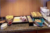 Фото Holiday Inn Express Hotel & Suites Raton, an Ihg Hotel