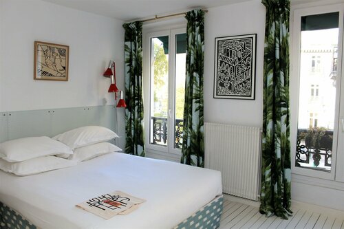 Гостиница Hotel du Temps в Париже