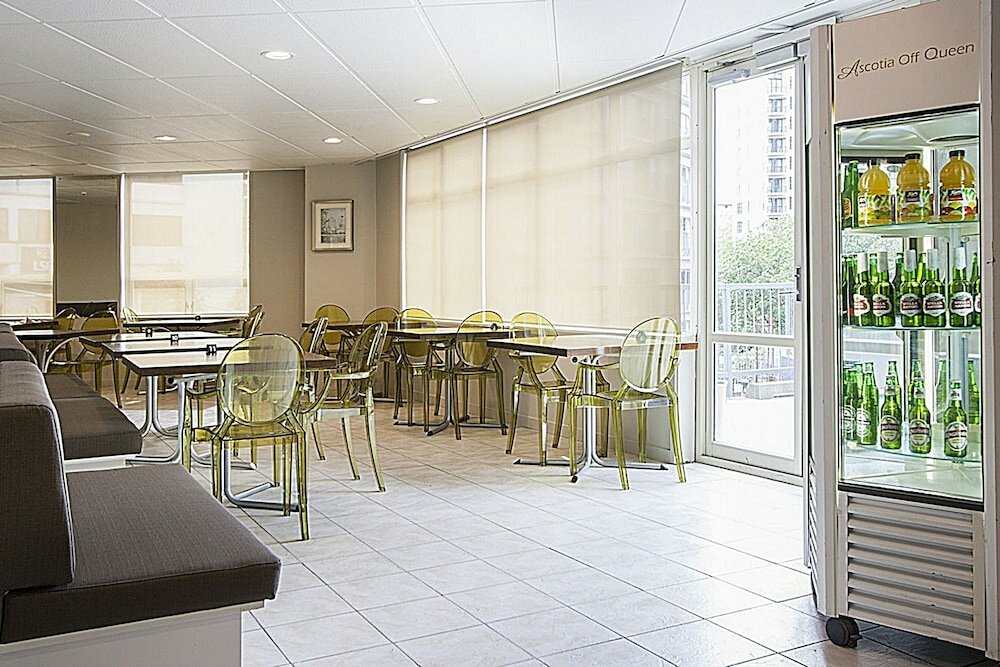 Фото Ascotia off Queen