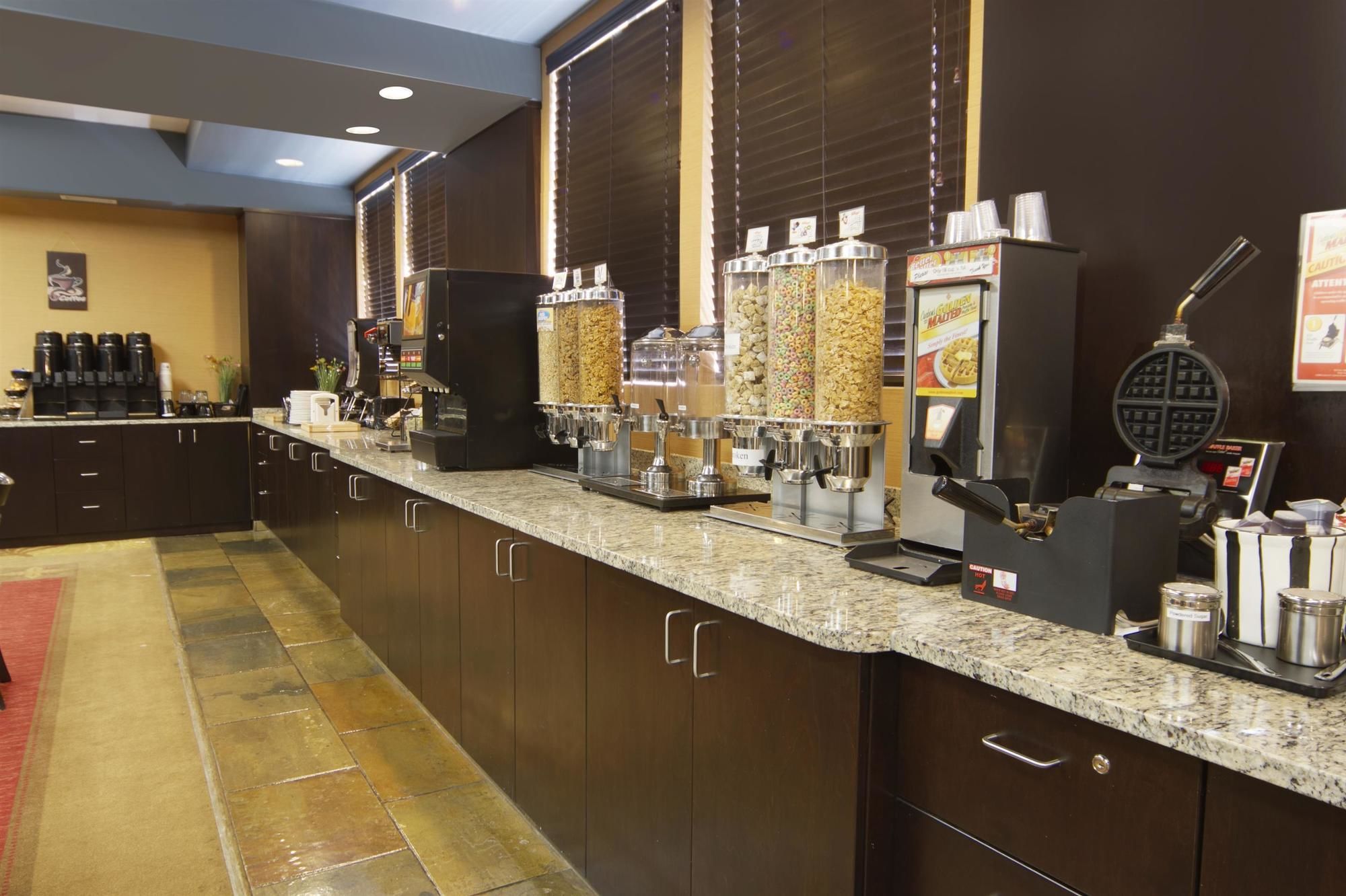 Фото Best Western Bonnyville Inn & Suites