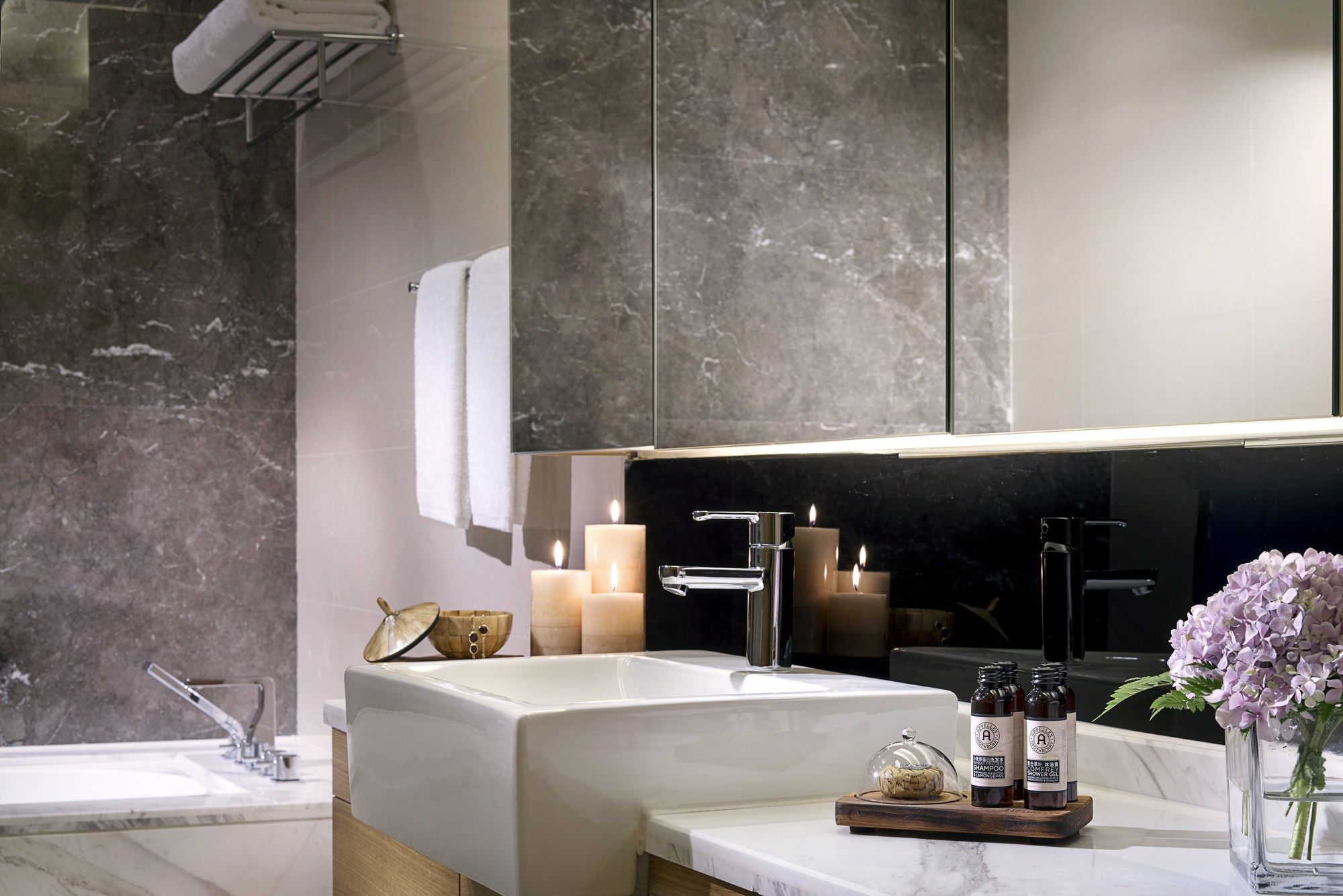 Фото Shama Heda Serviced Apartments