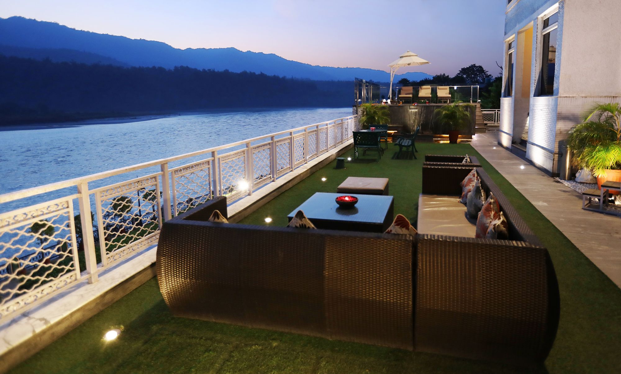 Фото Ganga Kinare- A Riverside Boutique Resort, Rishikesh