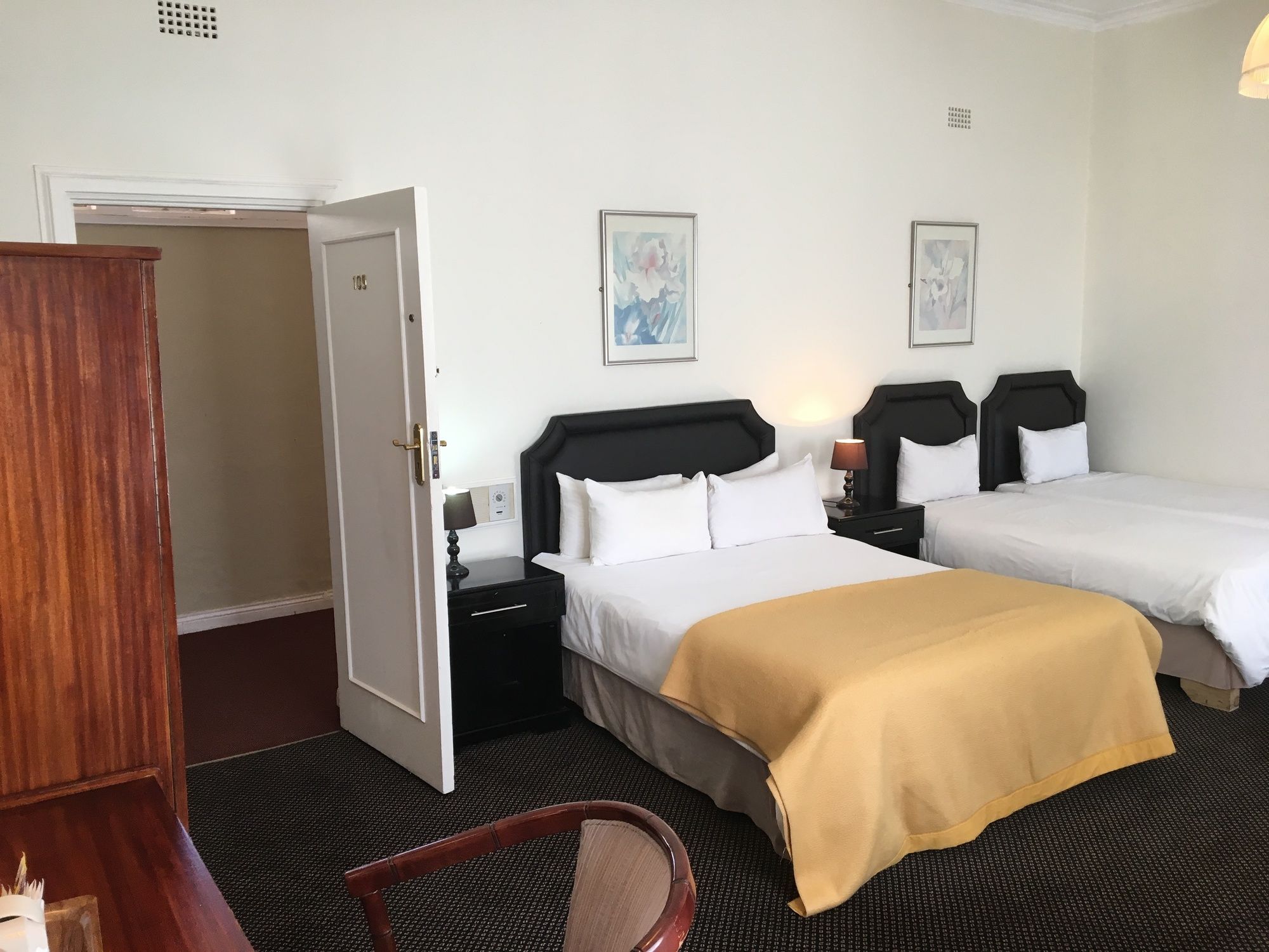 Фото Savoy Hotel Kimberley