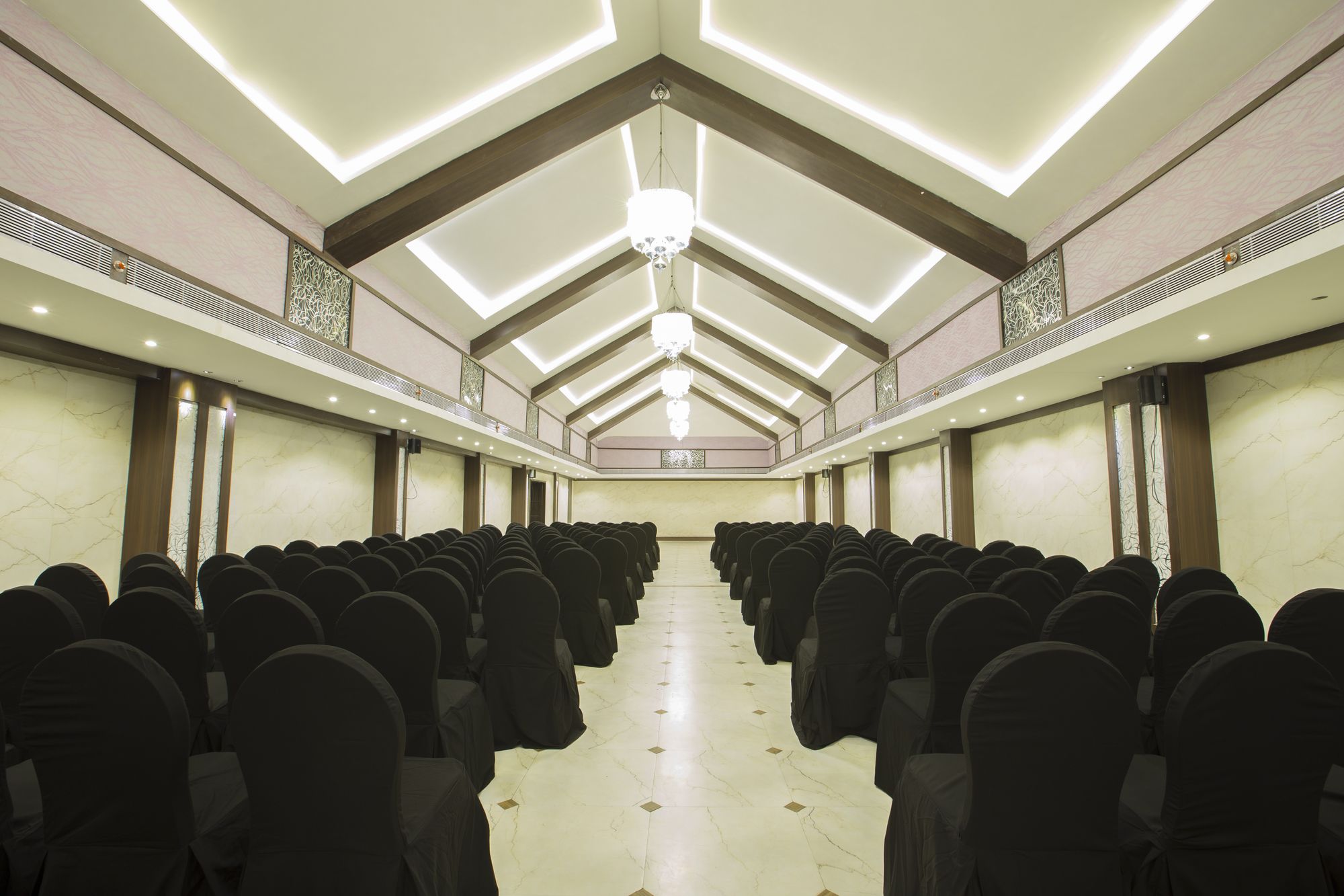 Фото Hash Six Hotels