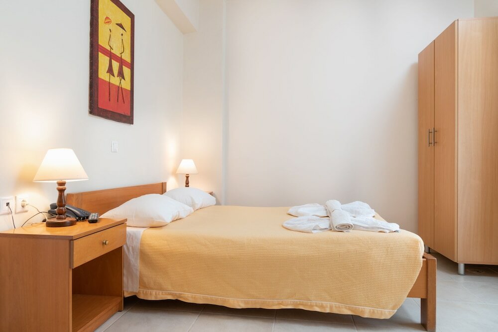 Фото International Hotel