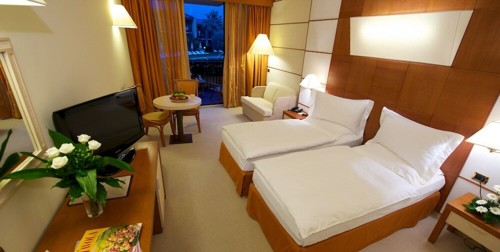 Фото Park Hotel Imperial Centro Tao Natural Medical SPA