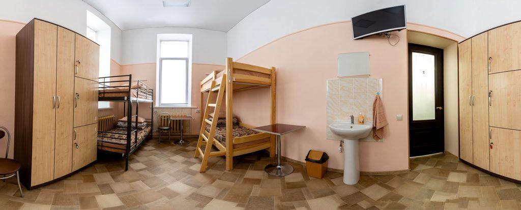 Фото Гостевой двор Паровоз