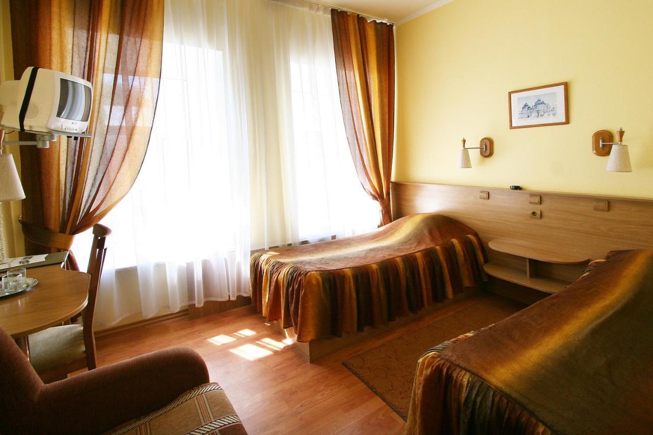 Фото отеля 2