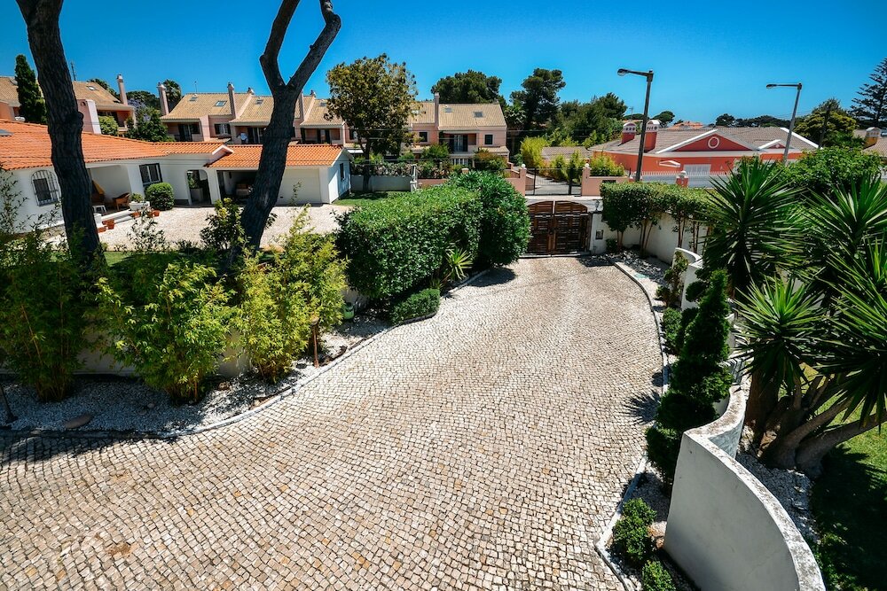 Фото Limmo Garden Guest House