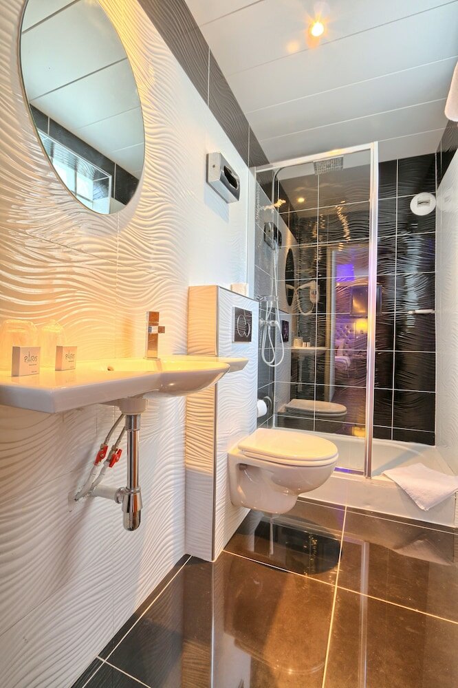 Фото Ibis Styles Paris Batignolles