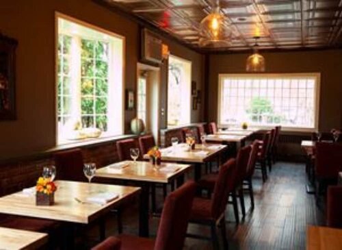 Гостиница Crabtree's Kittle House Restaurant & Inn
