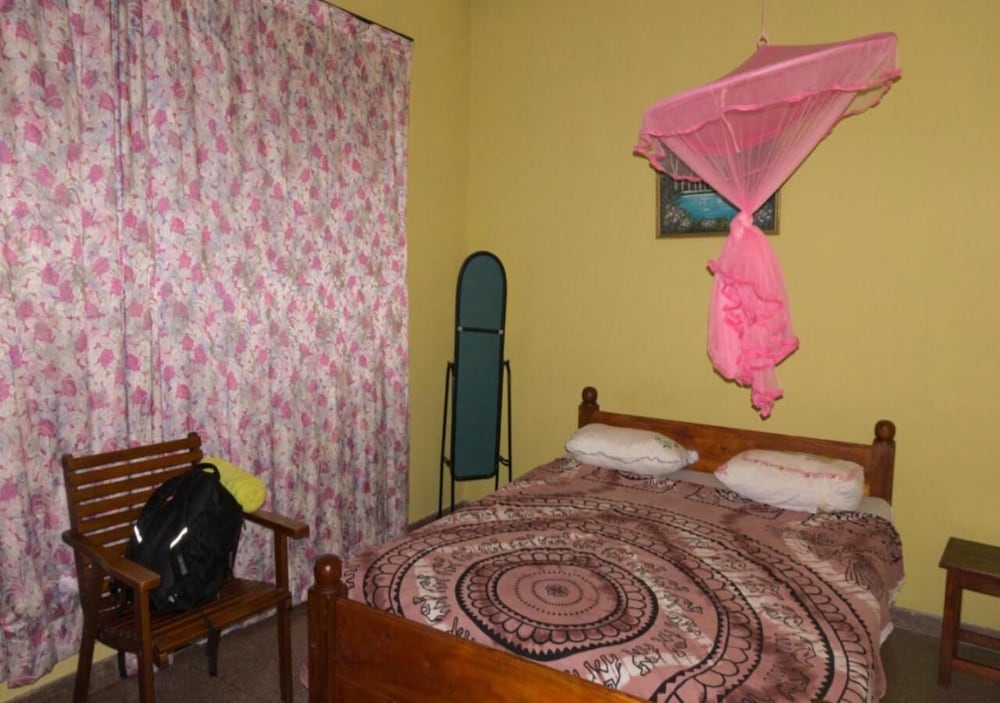 Фото Majestic Tourist Hotel