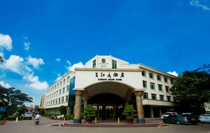 отель San Jiang Grand Hotel