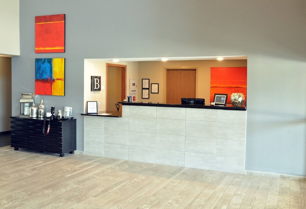 Фото Brookstone Lodge & Suites