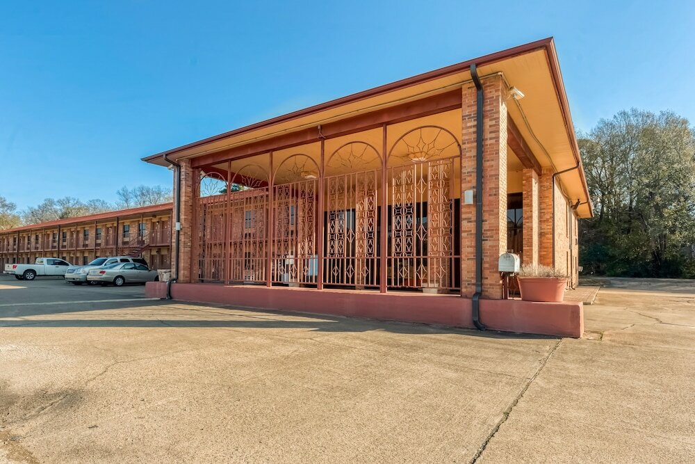 Фото Oyo Hotel Jefferson Tx Hwy 59