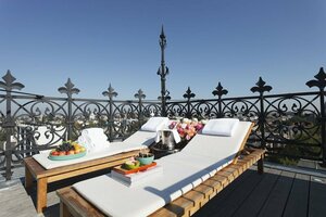 Гостиница Conservatorium Hotel