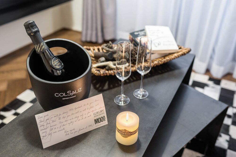 Фото MOOo by the Castle