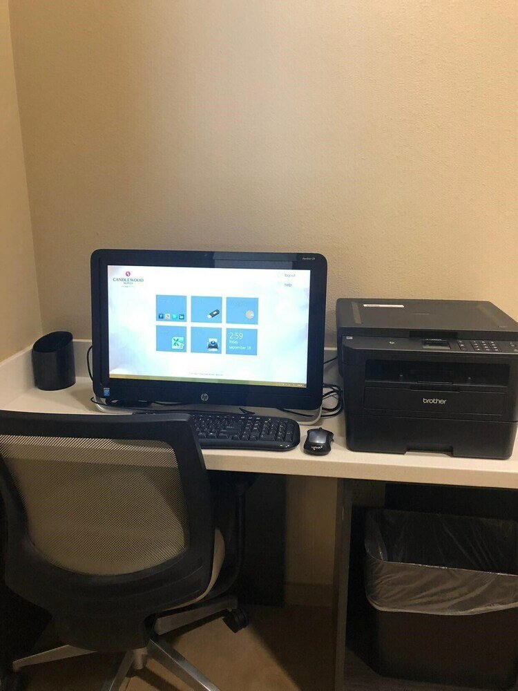 Фото Candlewood Suites Midland Sw, an Ihg Hotel