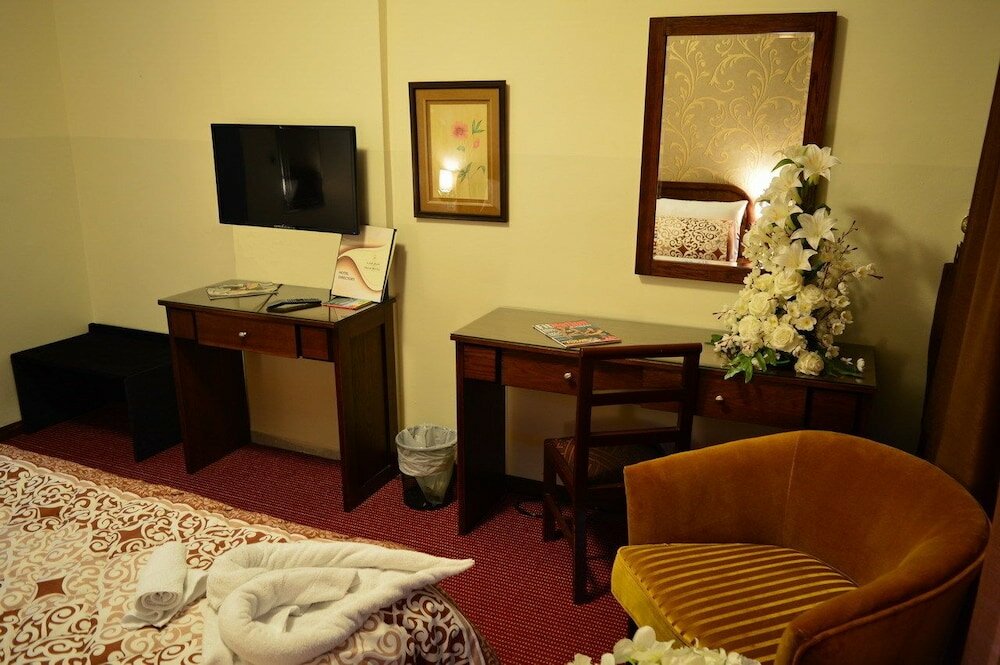 Фото Abjar Hotel