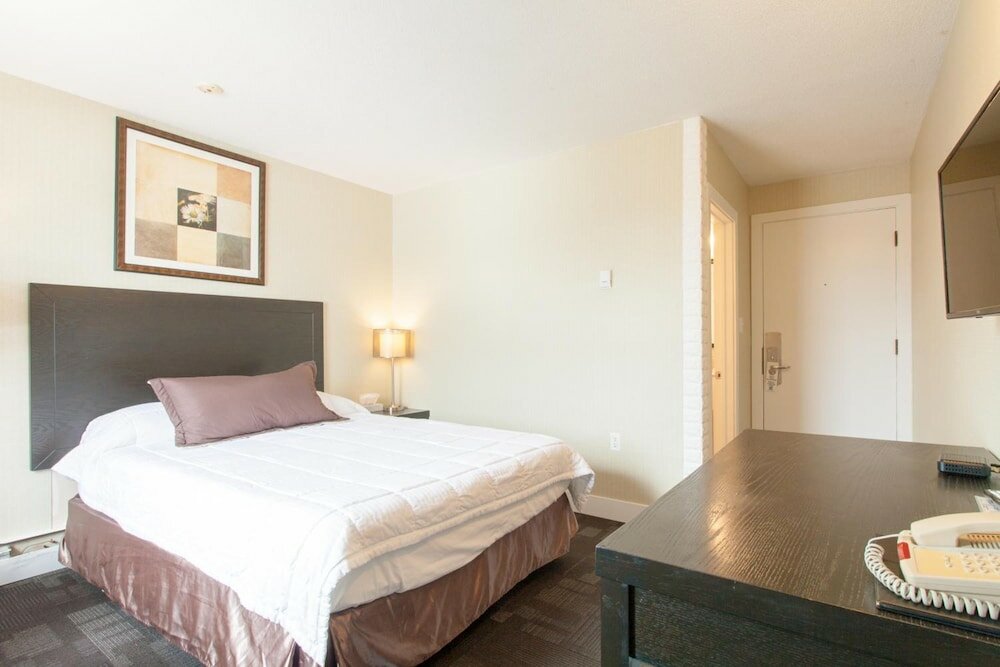 Фото Hotel Moncton