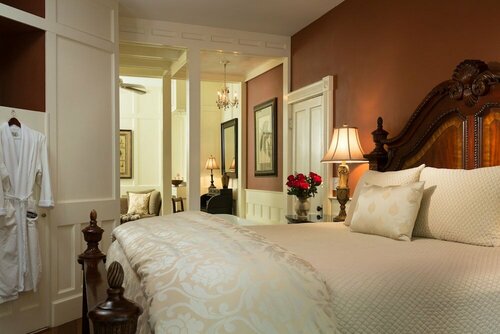 Гостиница Azalea Inn and Villas в Саванне