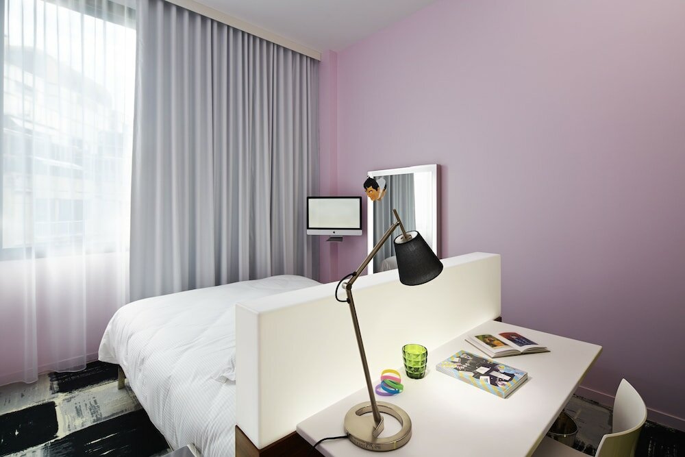 Фото Mama Shelter