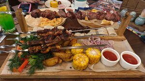 Givi to you (Irkutsk, Karla Marksa Street, 26) ، مطعم