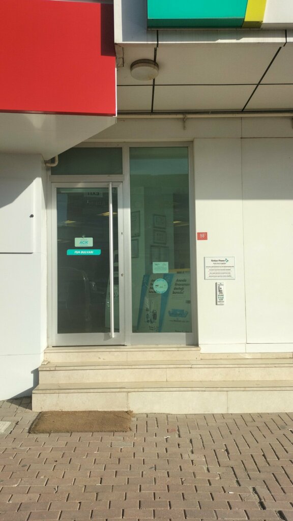 Banco Türkiye Finans Fsm Bulvarı Şubesi Türkiye Finans Beşevler Şubesi, , foto