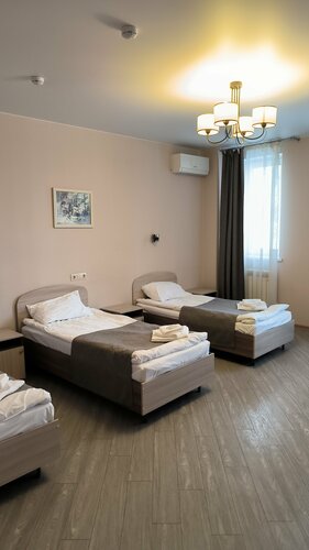 Внешний вид отеля Лондон в Новокуйбышевске, фото 2