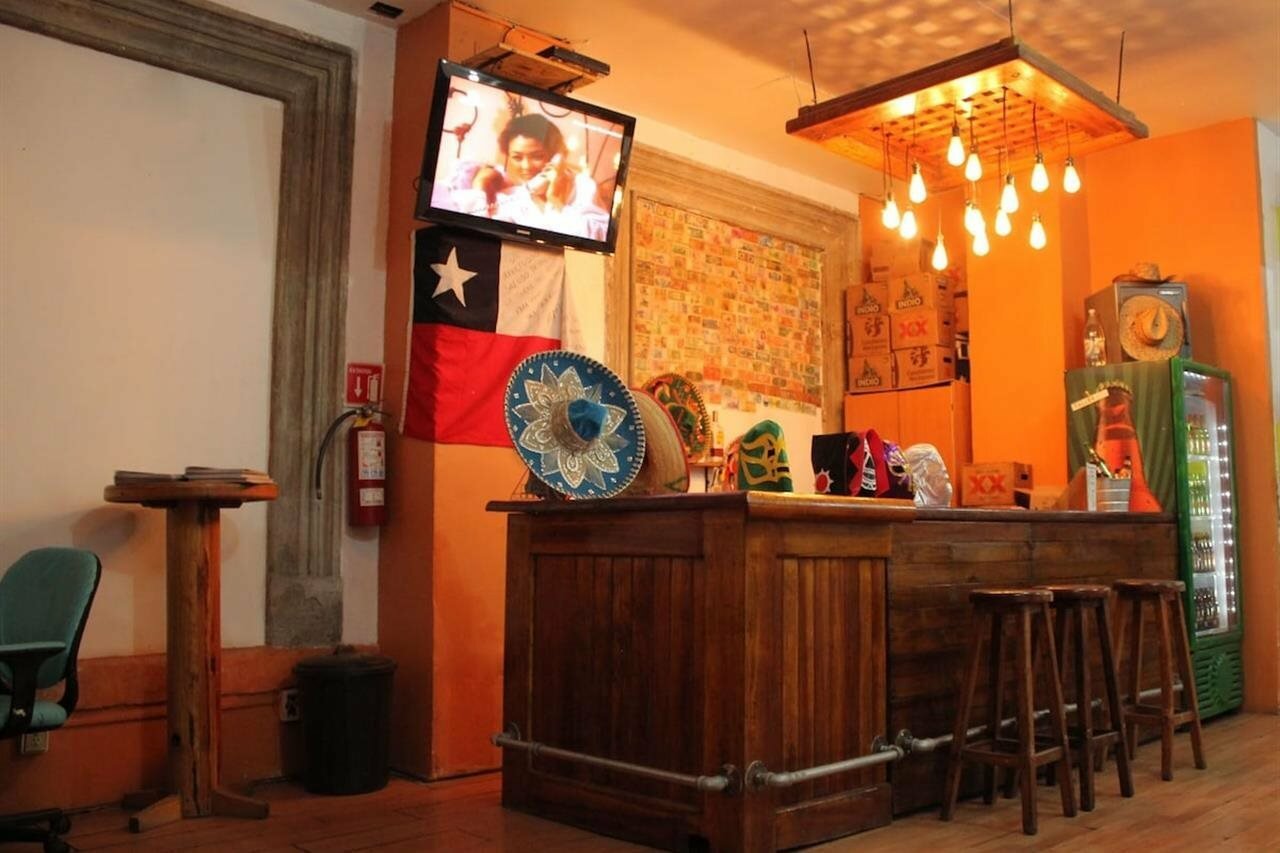 Фото Hostal Amigo