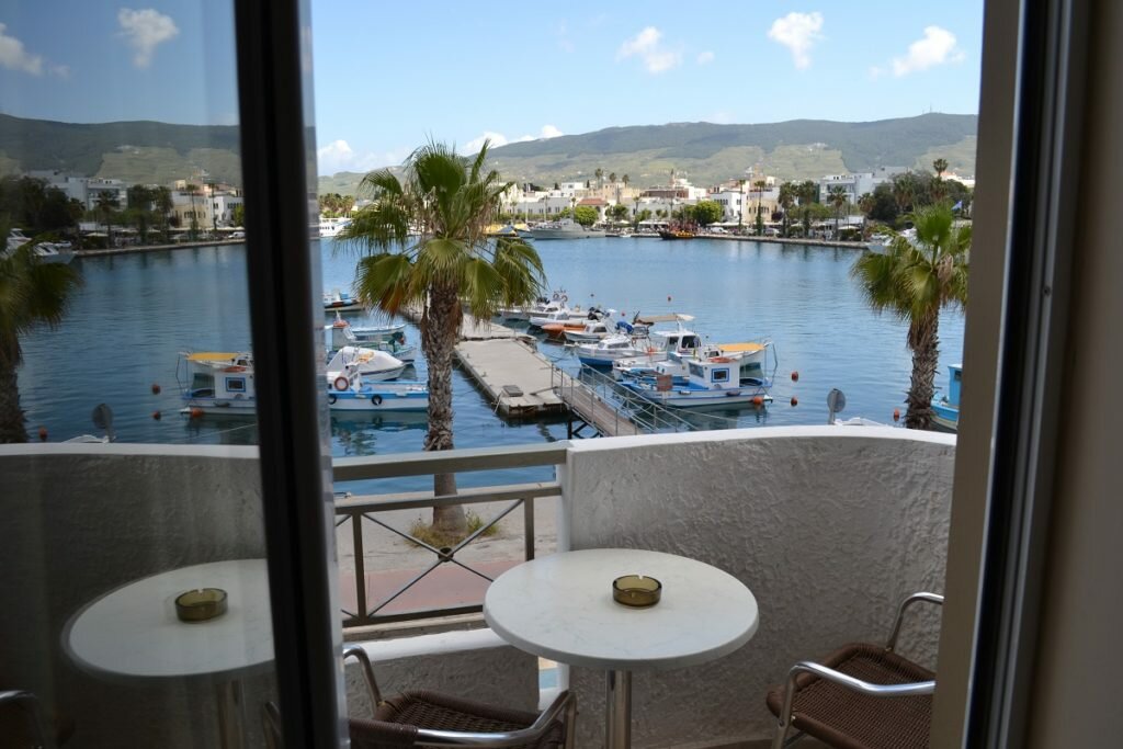 Фото Astron Hotel