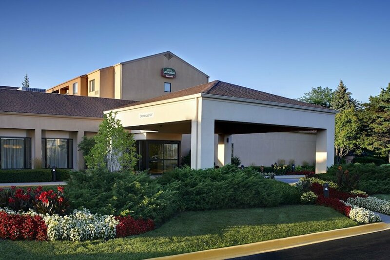 Гостиница Sonesta Select Arlington Heights North