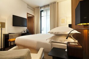 Le Metropolitan, Paris Tour Eiffel, a Tribute Portfolio Hotel (16e Arrondissement, Place de Mexico, 10), hotel