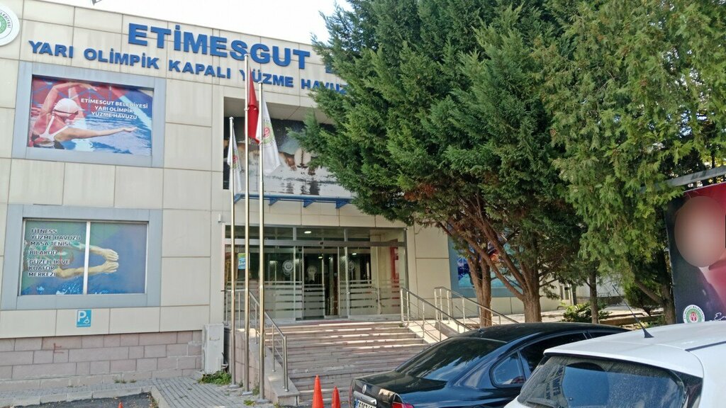 مركز رياضي Etimesgut Municipality Semi-Olympic Indoor Swimming Pool and Sports Complex ، أنقرة، صورة