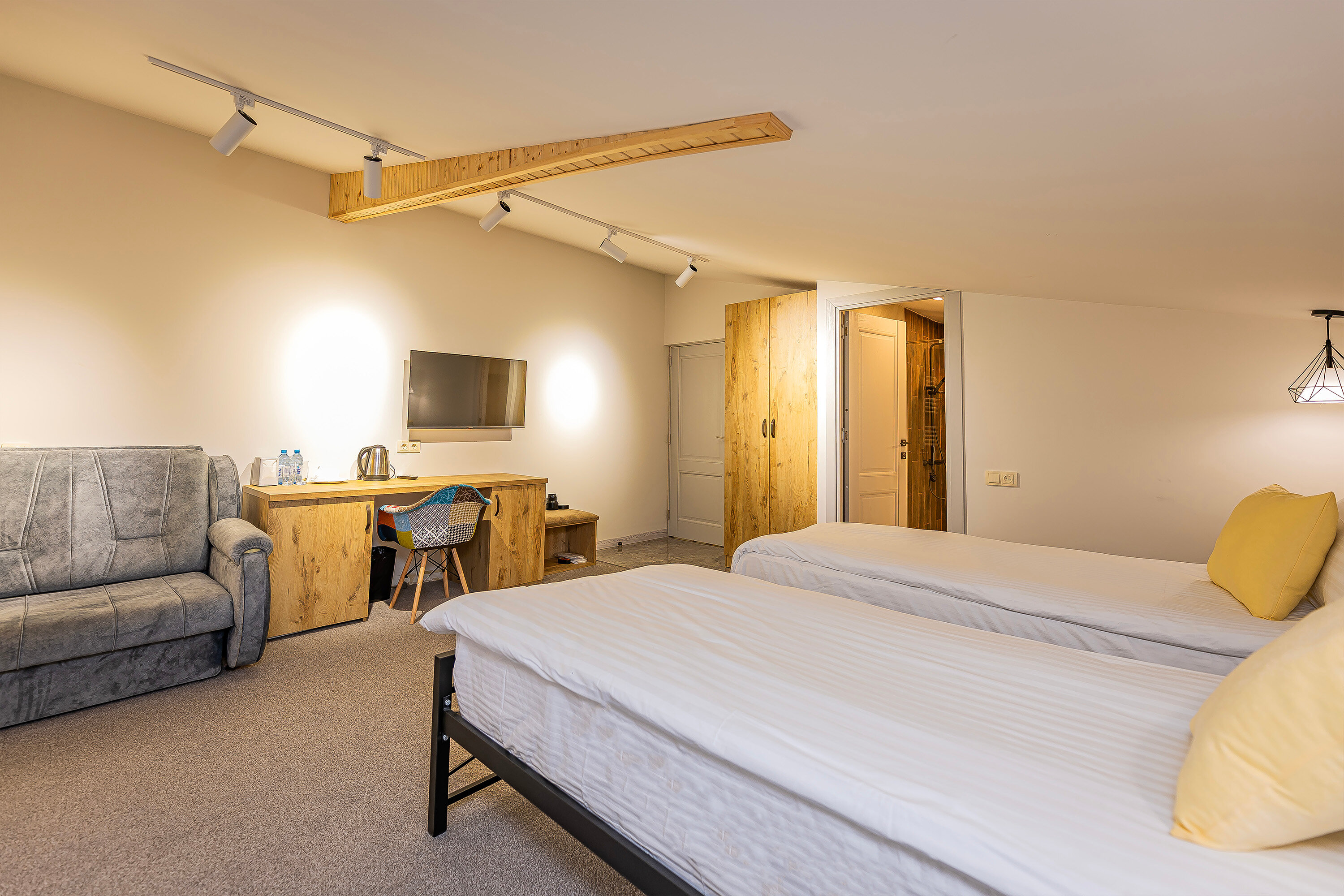 Фото Taniqinn Dilijan Hotel