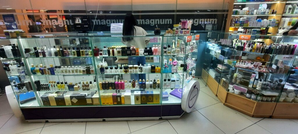 Perfume and cosmetics shop Pure Perfume, Chimkent, photo