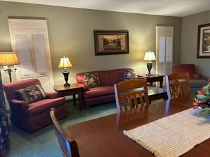 Гостиница Piccadilly Inn Airport