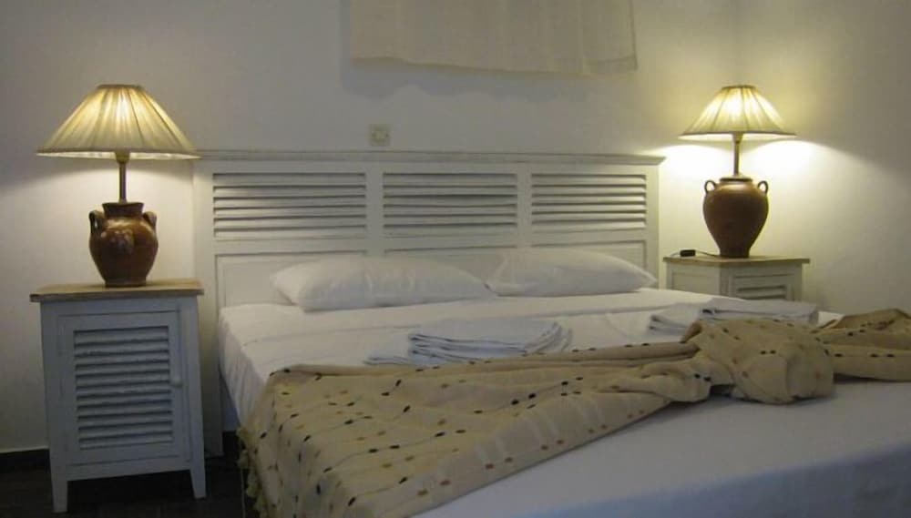 Фото Antigoni Studios