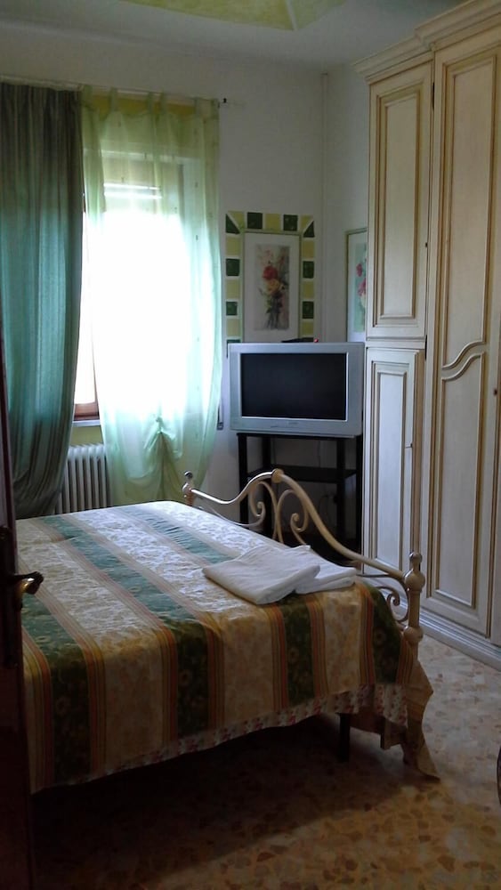 Фото Tropical B&b