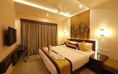 Гостиница Saravana's Golden Fruits Business Suites в Ченнае