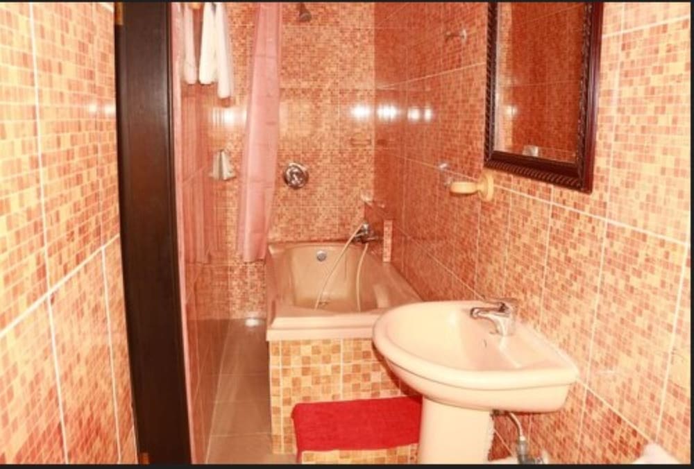 Фото Cute Villa Hotel and Suites