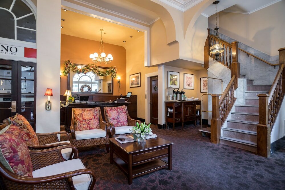 Фото The Andrews Hotel