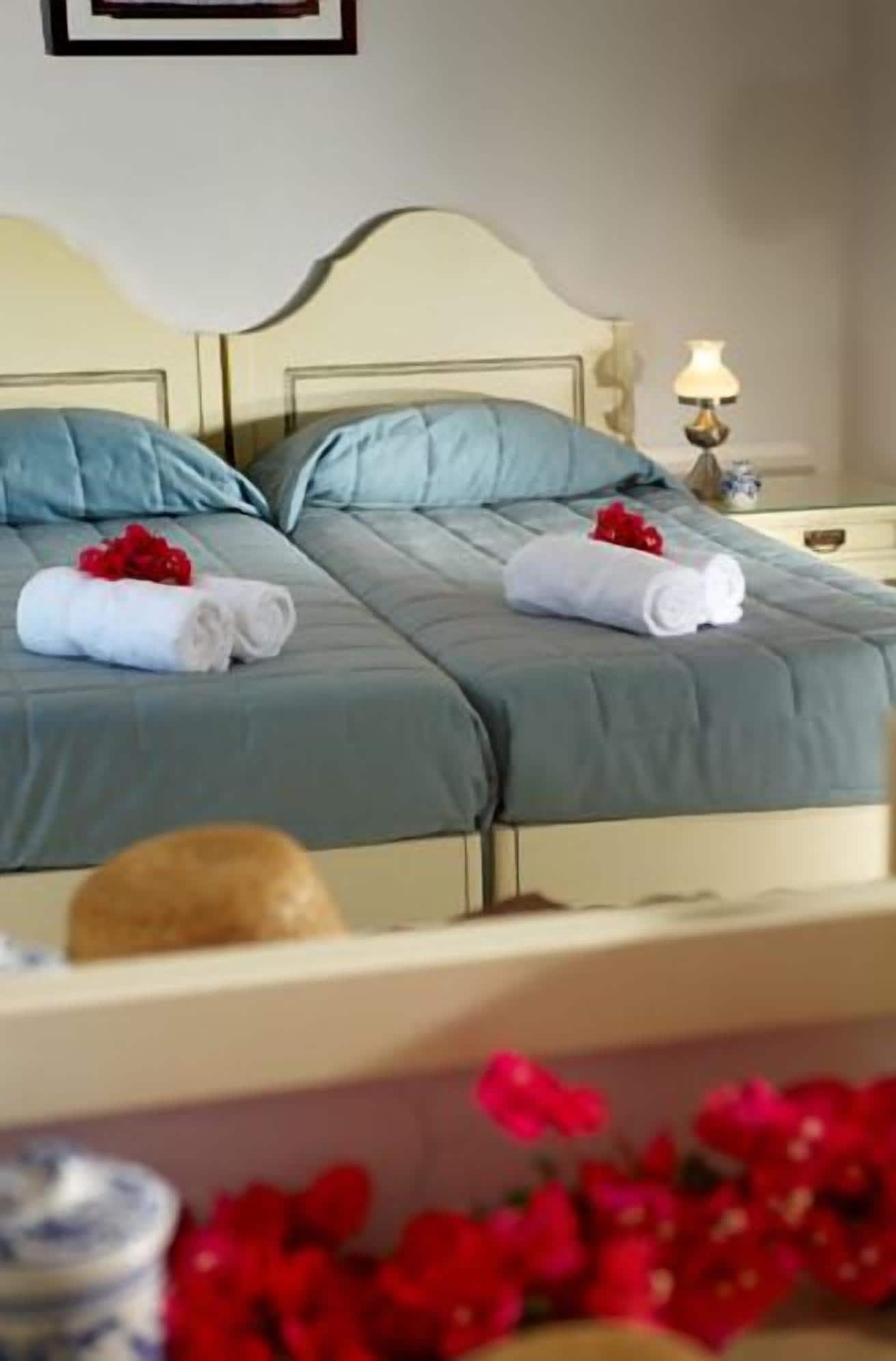 Фото Perigiali Hotel